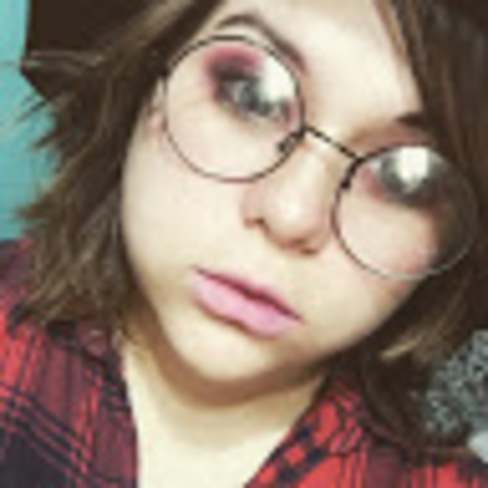 Meet your Posher, Fatima